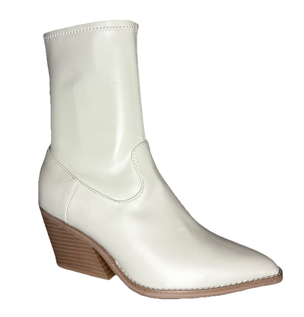 Universal Thread Women's Off White Aubree Ankle Boots Size 7